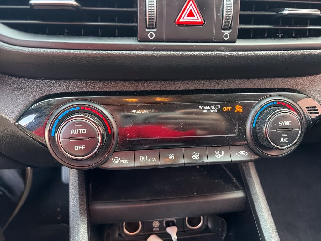 Used 2019 Kia Forte LXS FWD image 22