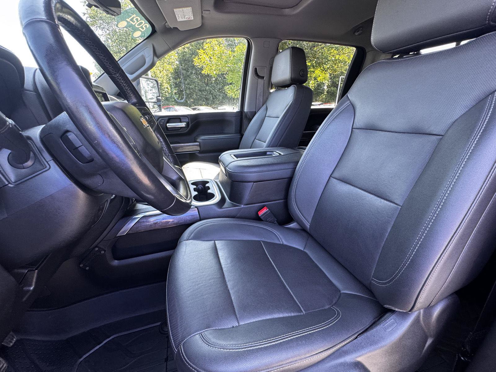 Used 2021 Chevrolet Silverado 2500 LTZ w/ LTZ Premium Package AWD/4WD image 15
