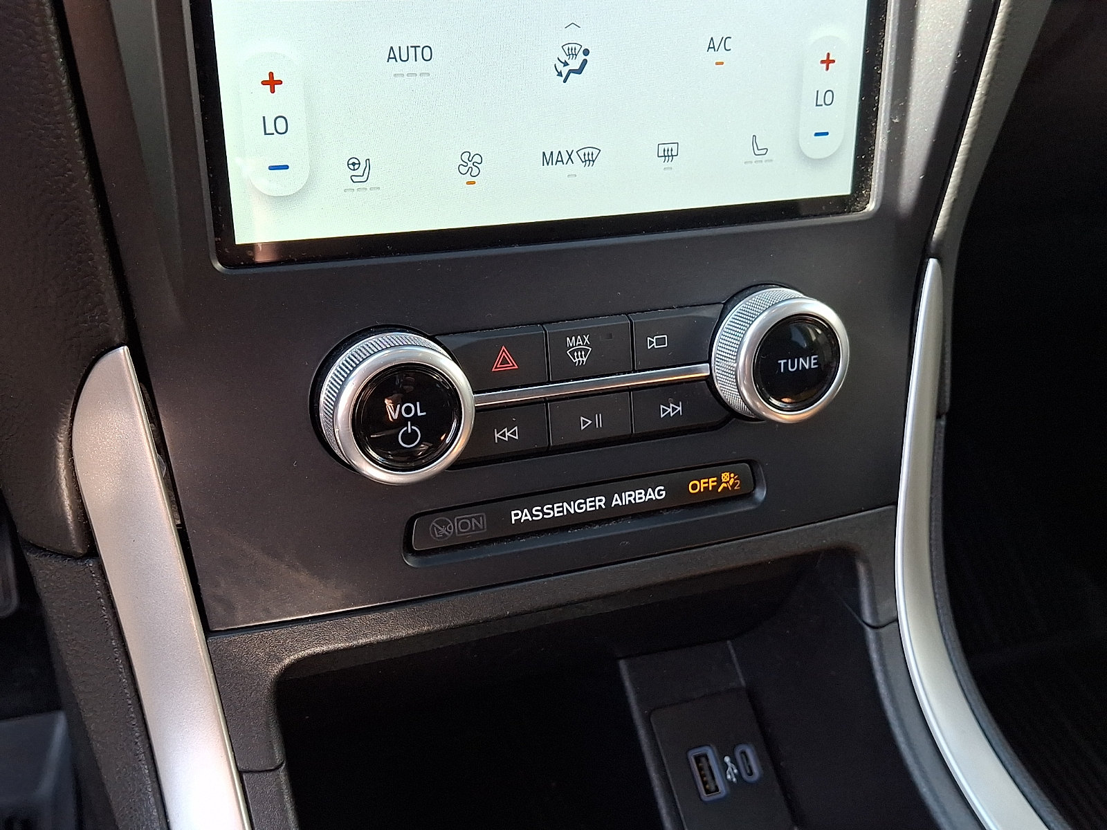 Used 2023 Ford Edge ST-Line AWD/4WD image 16