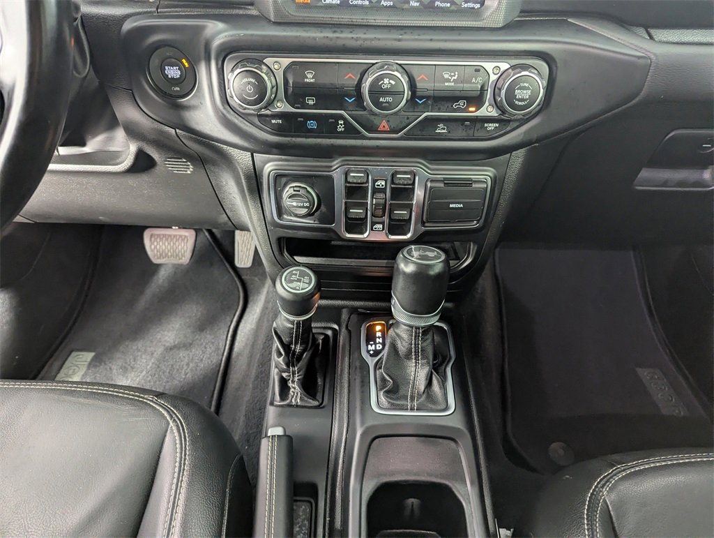 Used 2022 Jeep Wrangler Unlimited Sahara image 27