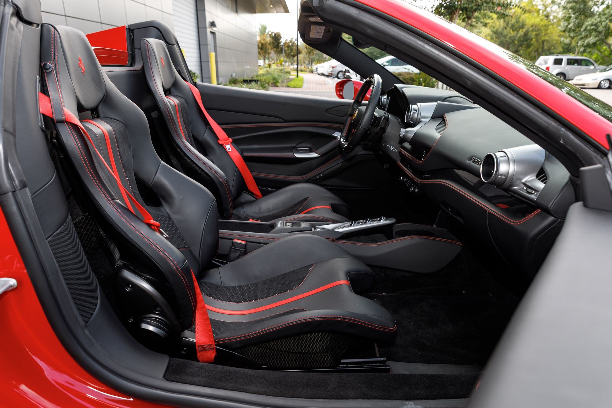 Used 2021 Ferrari F8 Tributo RWD image 11