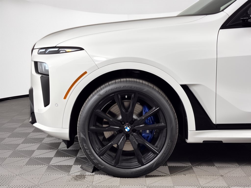 New 2027 BMW X7 xDrive40i w/ M Sport Package AWD/4WD image 13