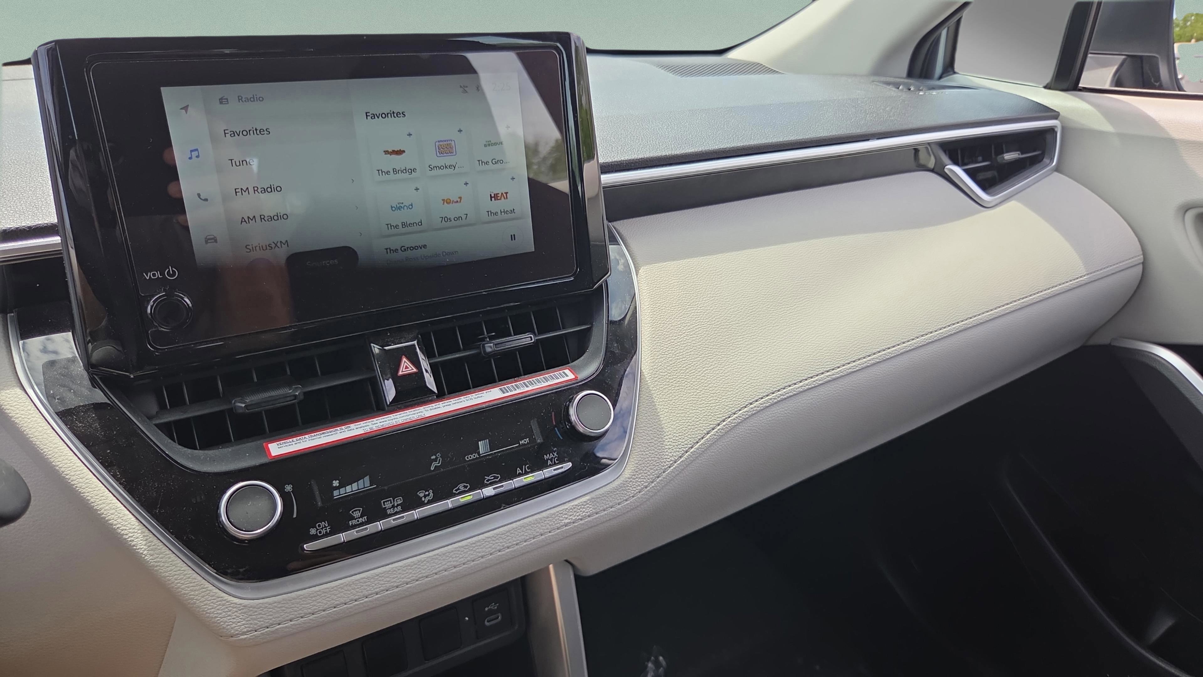 Certified 2024 Toyota Corolla Cross L FWD image 27