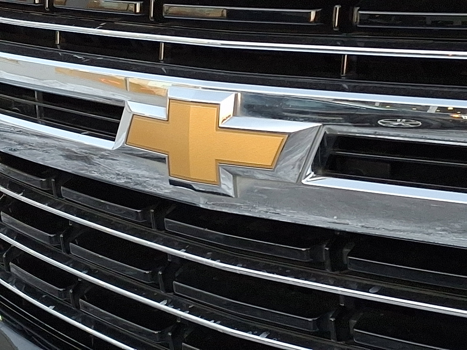 Used 2023 Chevrolet Suburban LT image 29