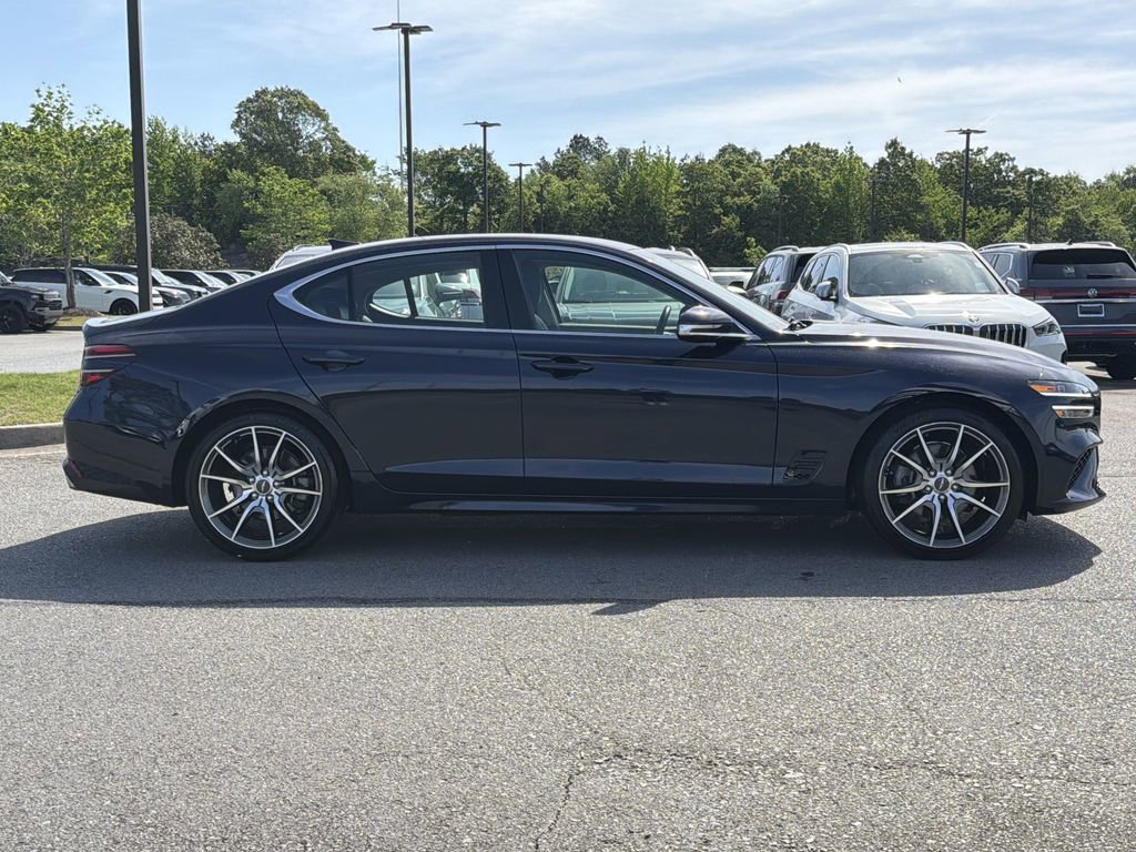 Used 2023 Genesis G70 2.0T AWD/4WD image 6