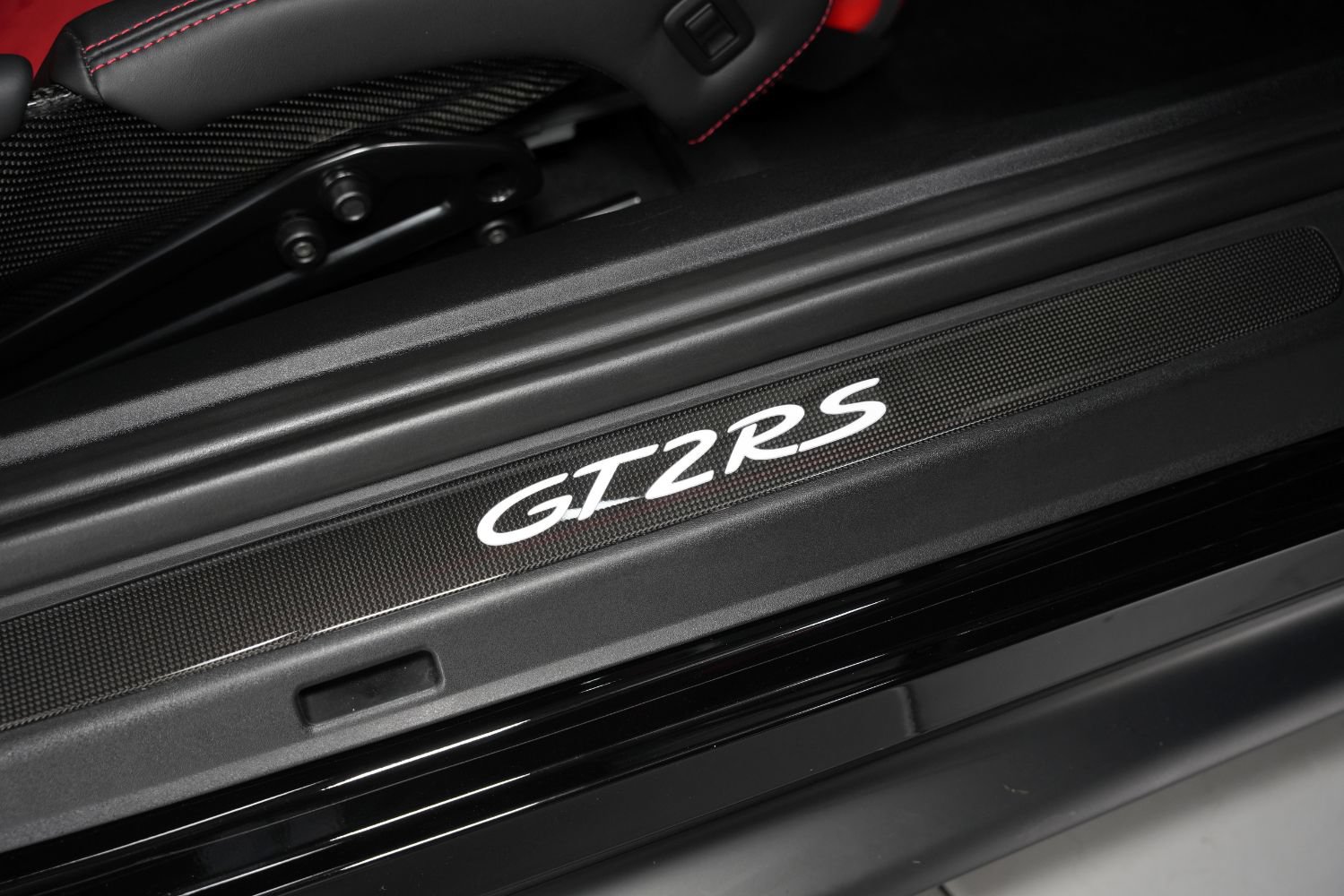 Used 2019 Porsche 911 GT2 RS RWD image 39