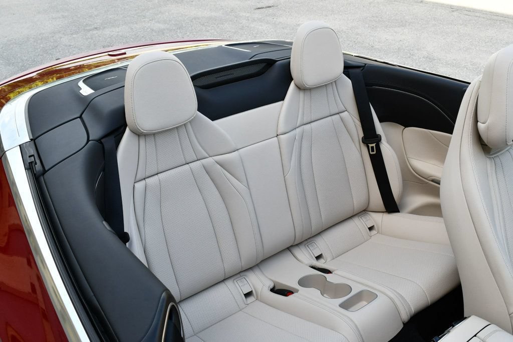 Used 2024 Mercedes-Benz CLE 300 4MATIC Cabriolet image 18