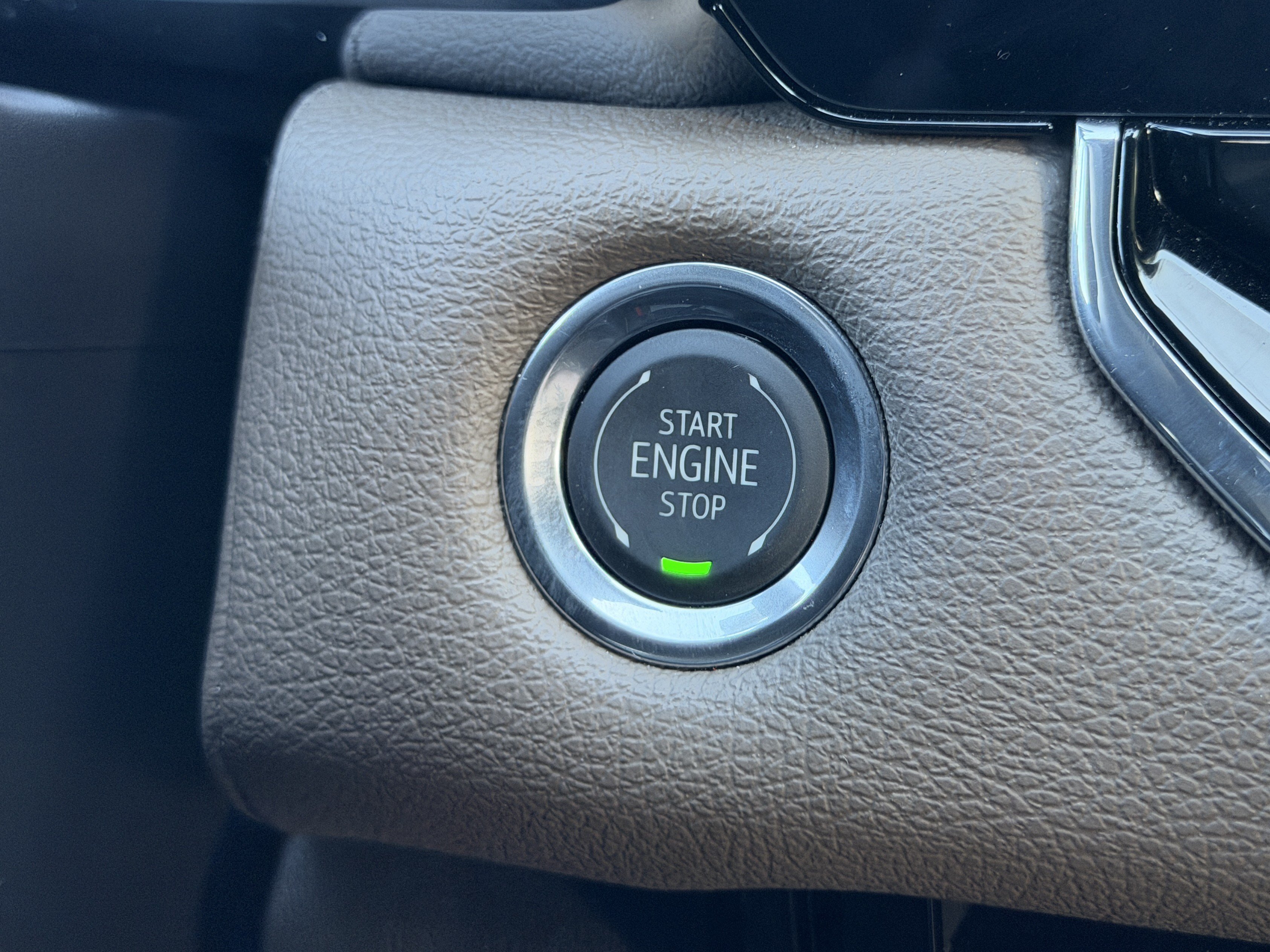 Used 2026 GMC Canyon Denali AWD/4WD image 29