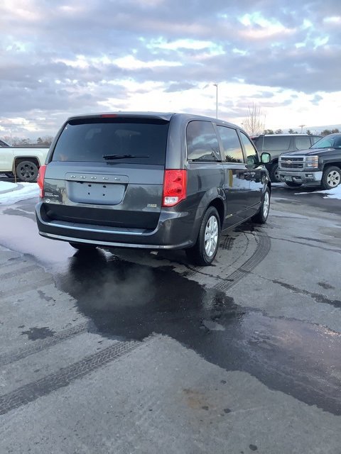 Used 2019 Dodge Grand Caravan SE image 6