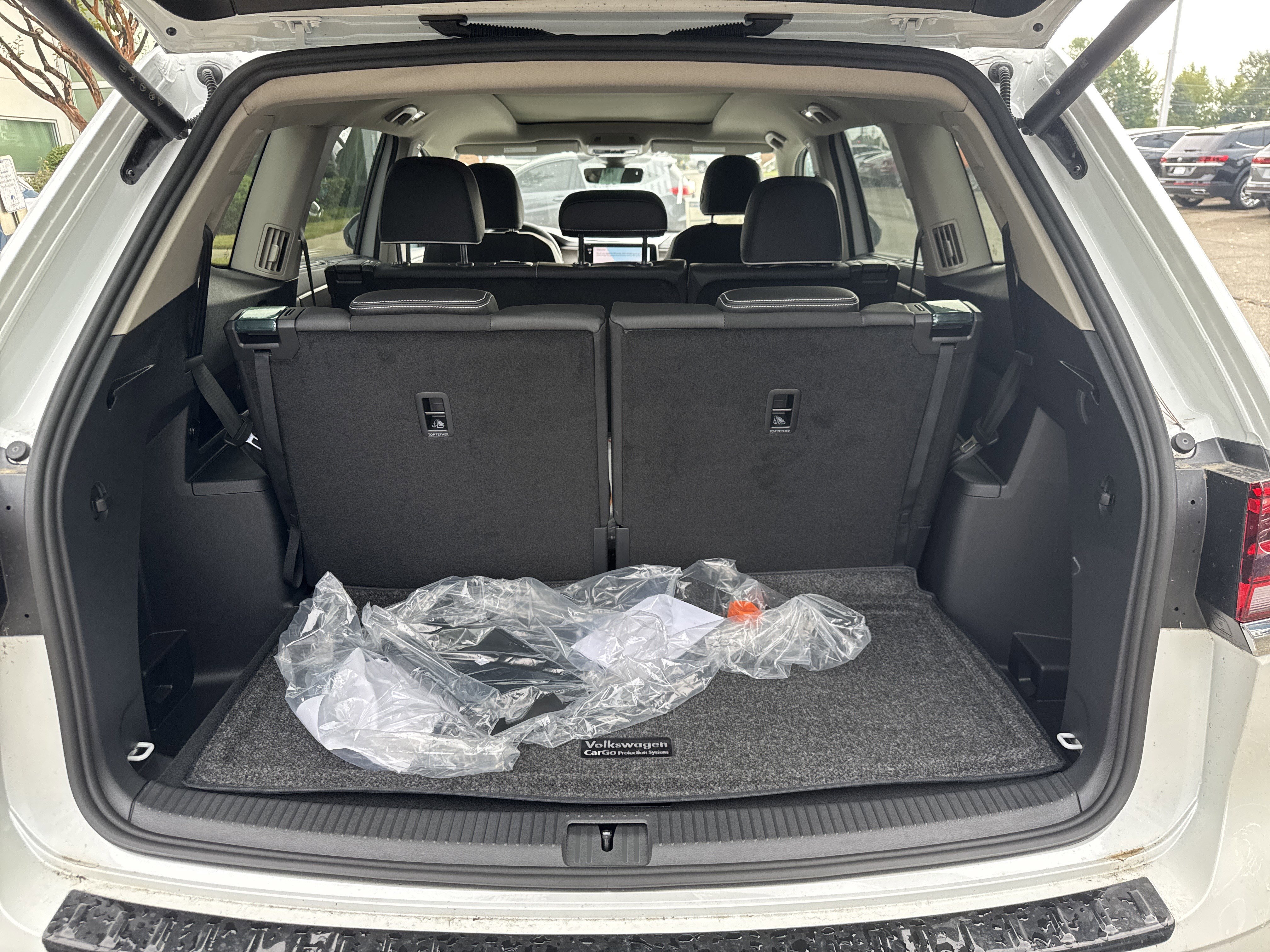 New 2026 Volkswagen Atlas SEL Premium R-Line image 4