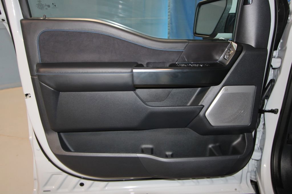 Used 2024 Ford F150 Platinum w/ Equipment Group 702A High image 5