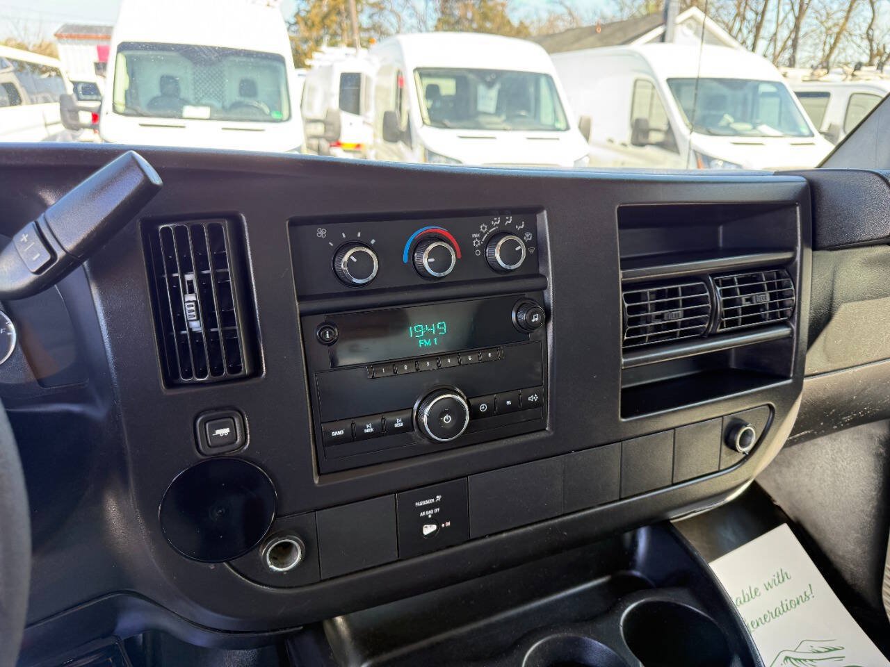 Used 2010 Chevrolet Express 3500 RWD image 7