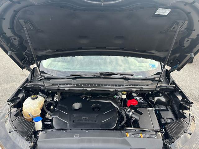 Used 2017 Ford Edge SE image 23