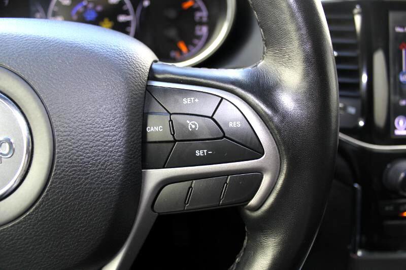 Used 2020 Jeep Grand Cherokee Altitude image 29