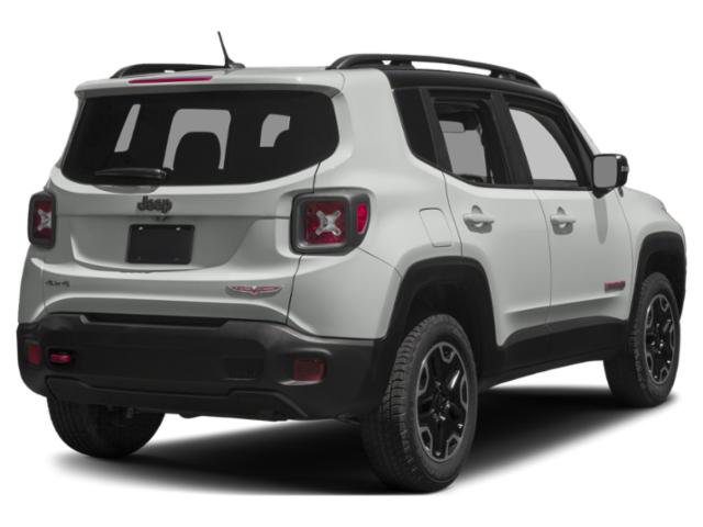 Used 2018 Jeep Renegade Trailhawk w/ UConnect 8.4 Nav Group AWD/4WD image 5