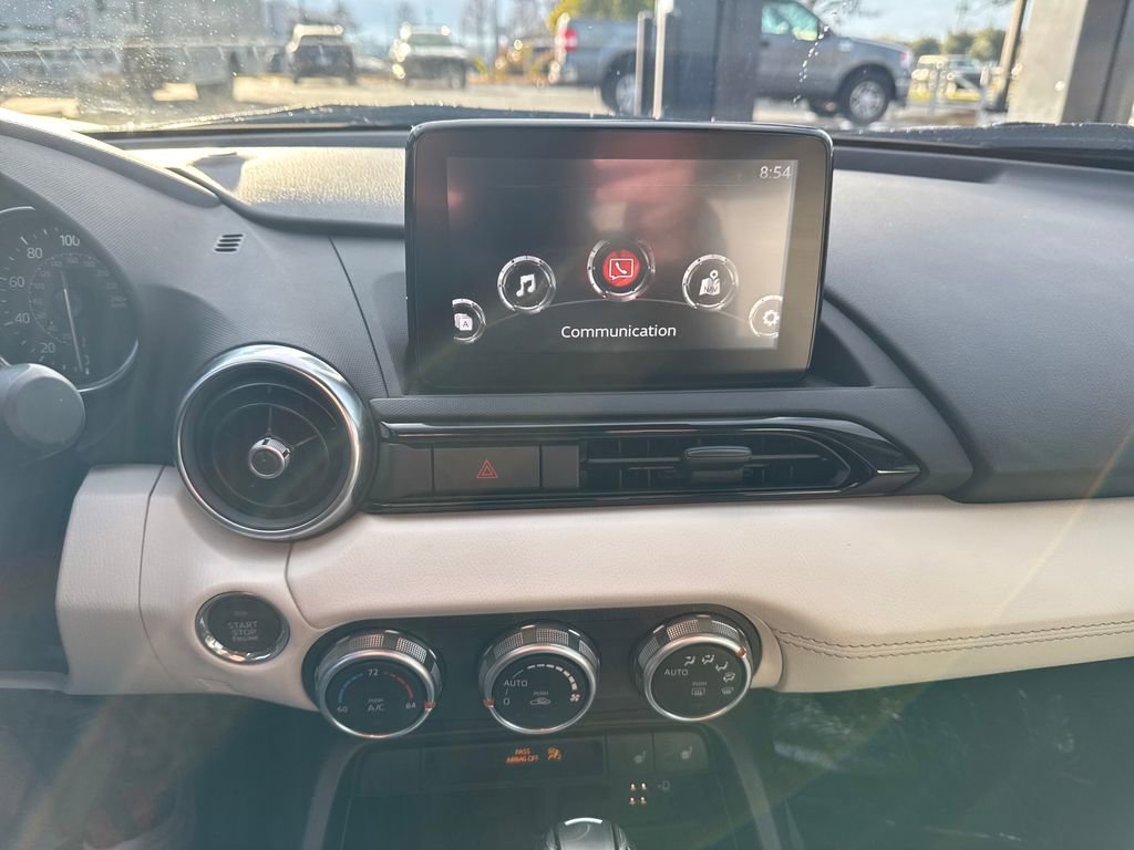 Used 2021 MAZDA MX-5 Miata Grand Touring image 19