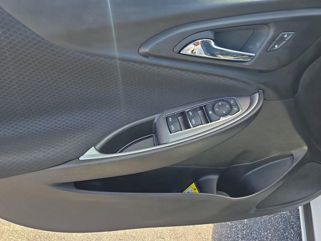 Used 2022 Chevrolet Malibu RS image 17