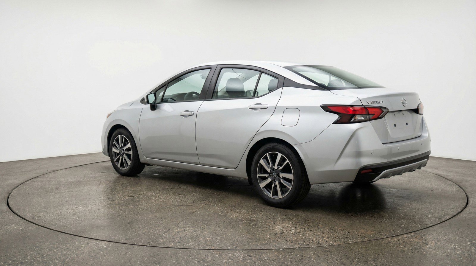 Used 2025 Nissan Versa SV FWD image 6