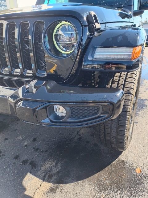 Used 2022 Jeep Gladiator Overland AWD/4WD image 19