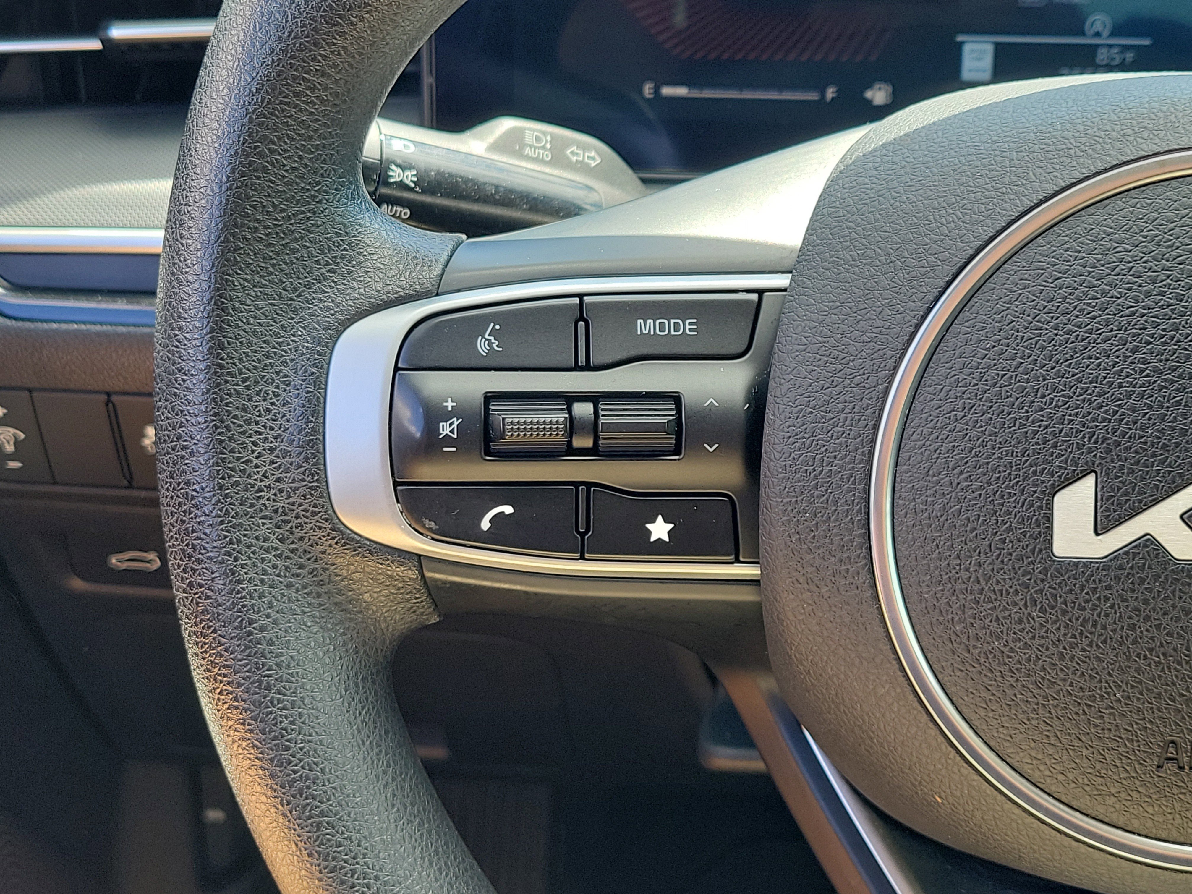 Used 2025 Kia K5 LXS FWD image 25