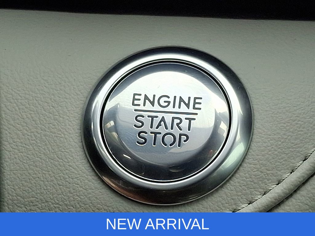 Used 2025 Lincoln Nautilus Reserve image 25