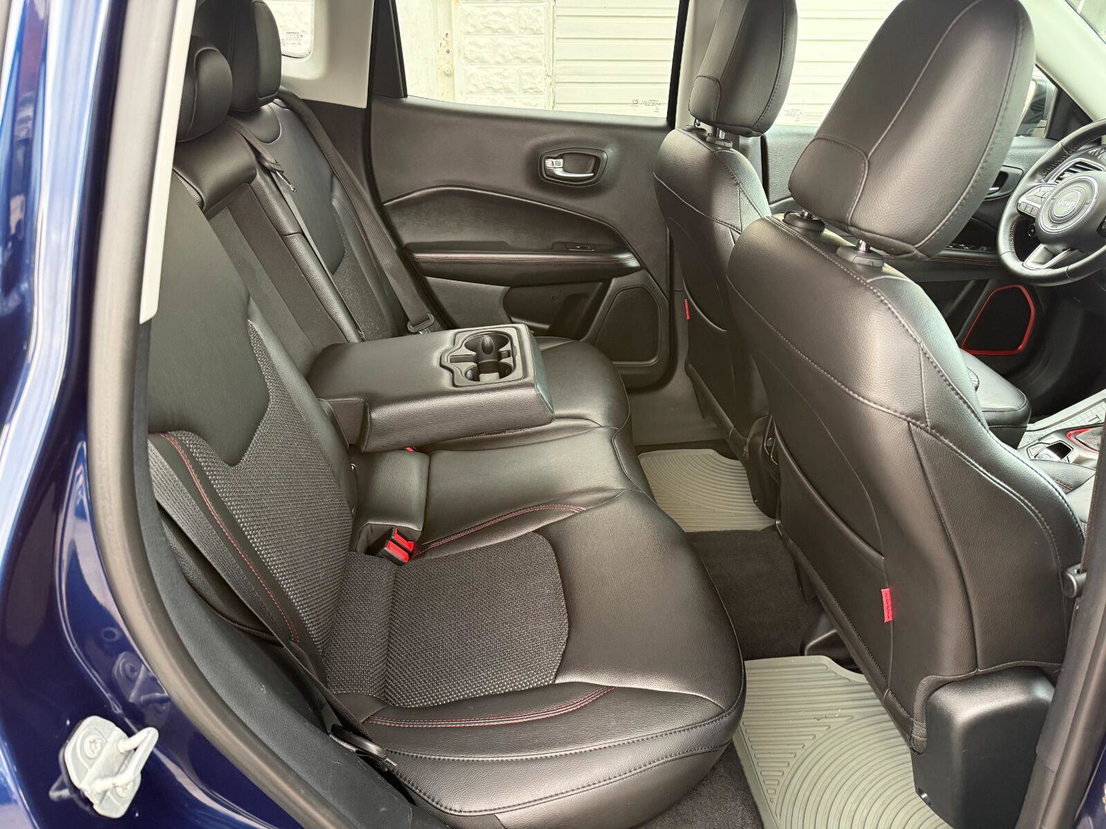 Used 2018 Jeep Compass Trailhawk w/ Cold Weather Group image 15