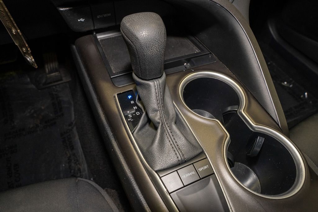 Used 2024 Toyota Camry LE image 14