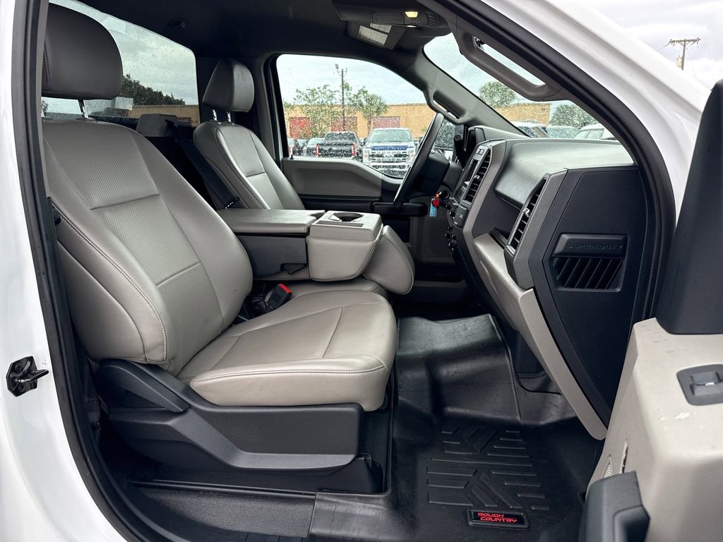 Used 2022 Ford F250 XL w/ Power Equipment Group image 24