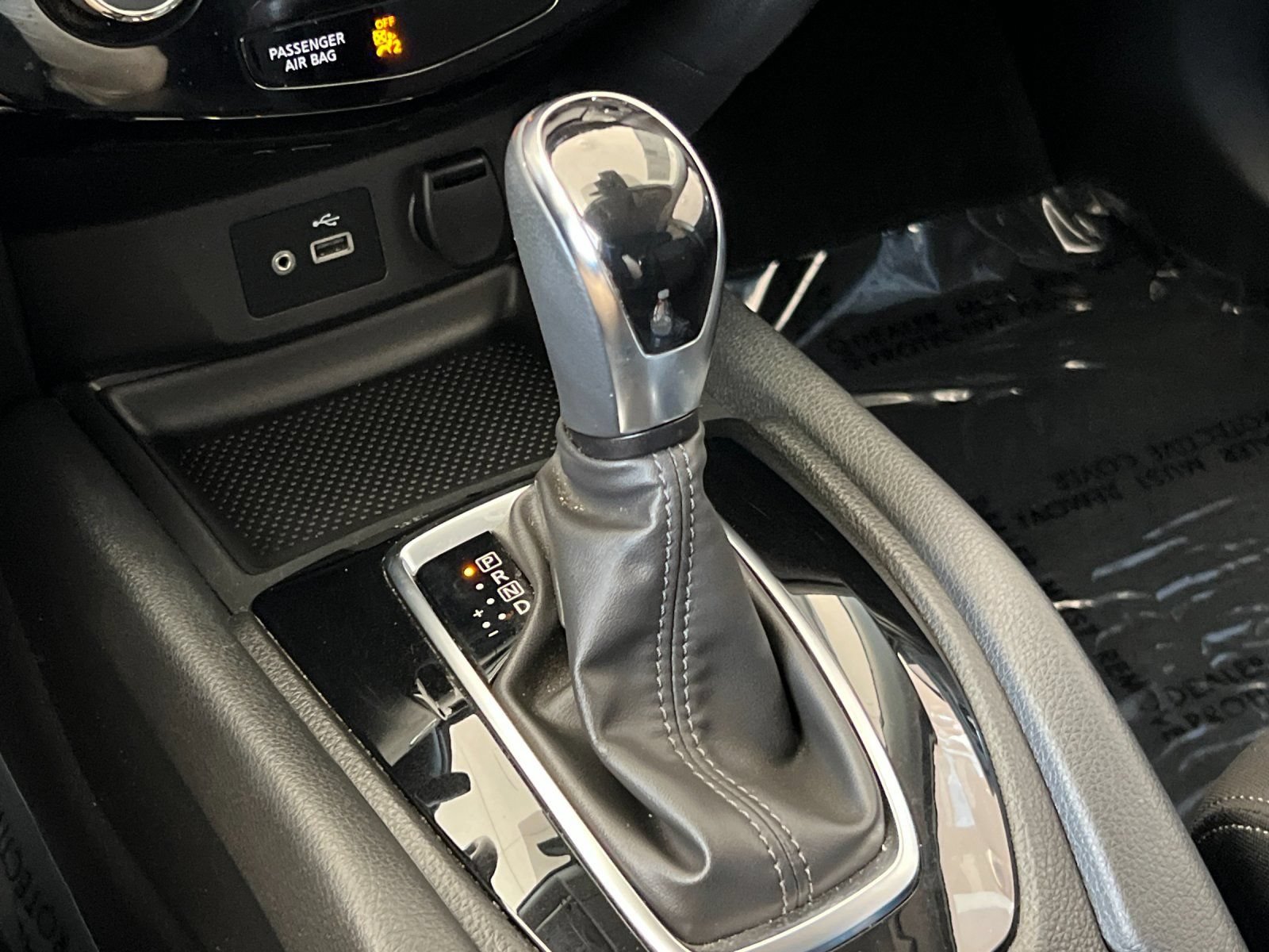 Used 2020 Nissan Rogue SV FWD image 20