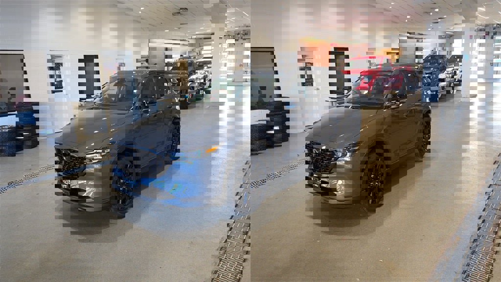 New 2025 MAZDA CX-5 Carbon Edition image 3