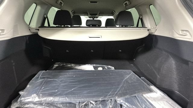 Certified 2026 Nissan Rogue SV w/ Cold Weather Package AWD/4WD image 29