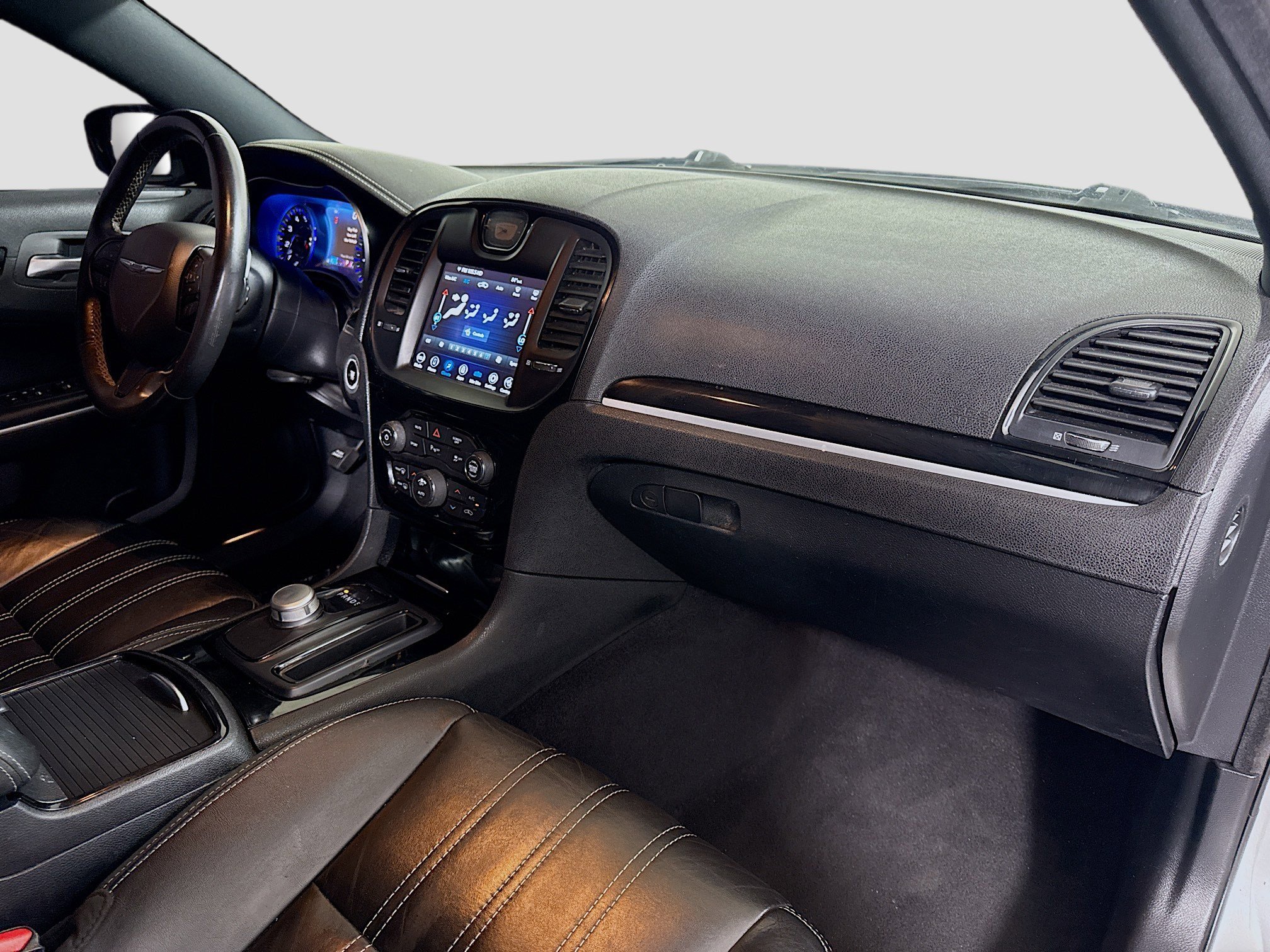 Used 2021 Chrysler 300 S image 30