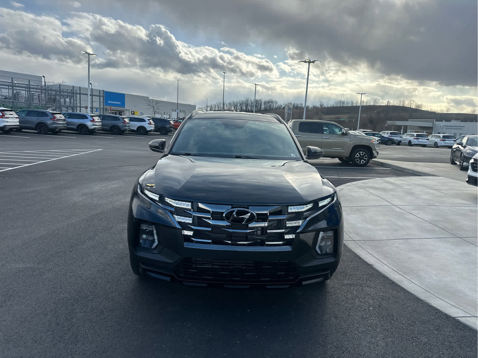 Used 2024 Hyundai Santa Cruz Night image 3