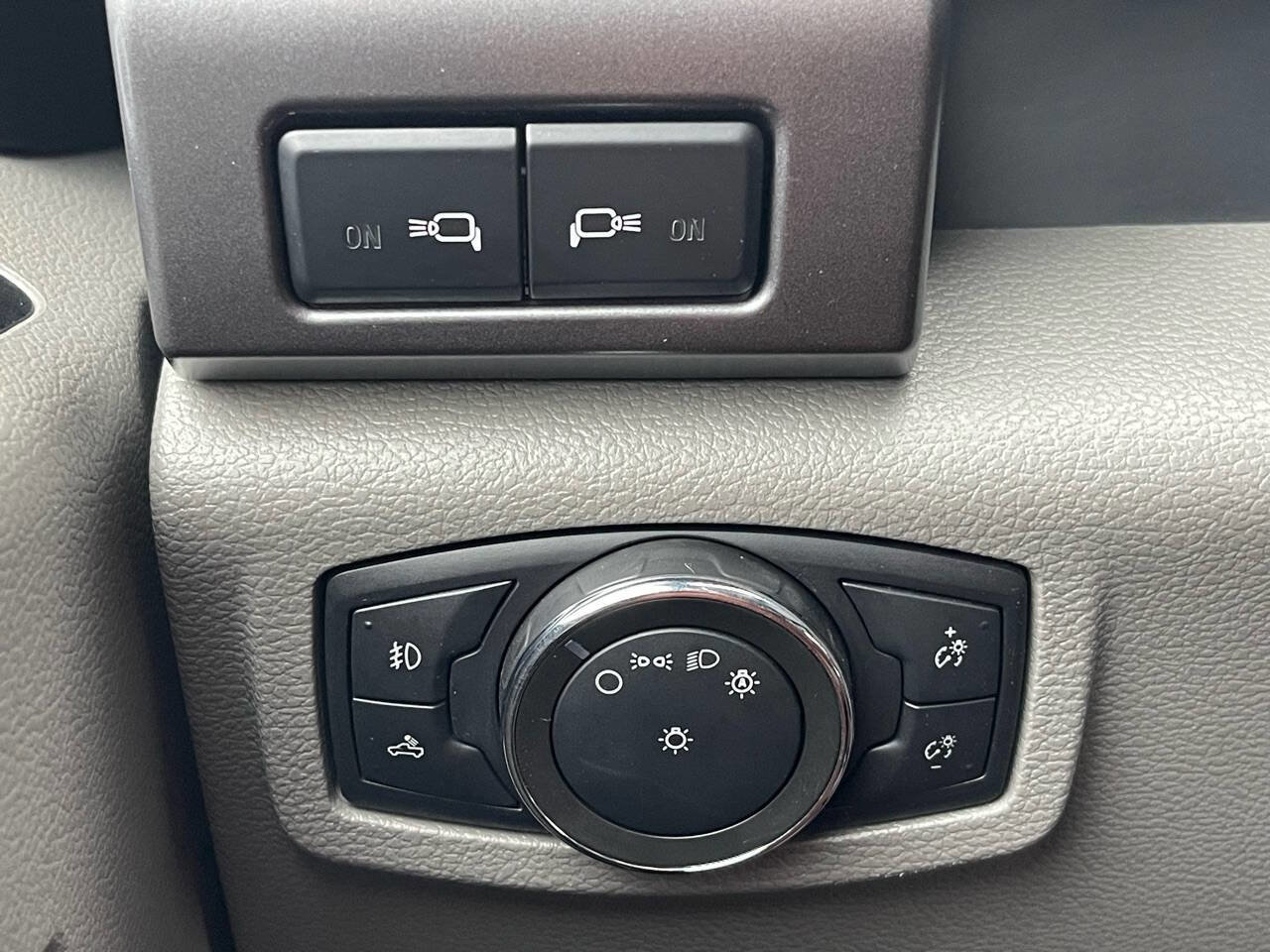 Used 2019 Ford F150 XLT w/ Equipment Group 301A Mid image 26