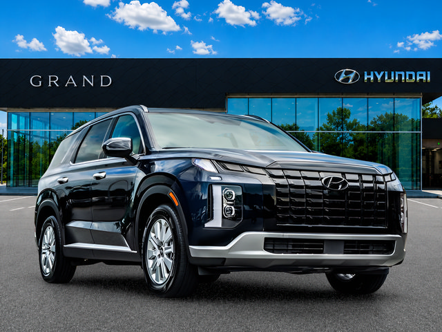 Certified 2025 Hyundai Palisade SEL FWD image 8
