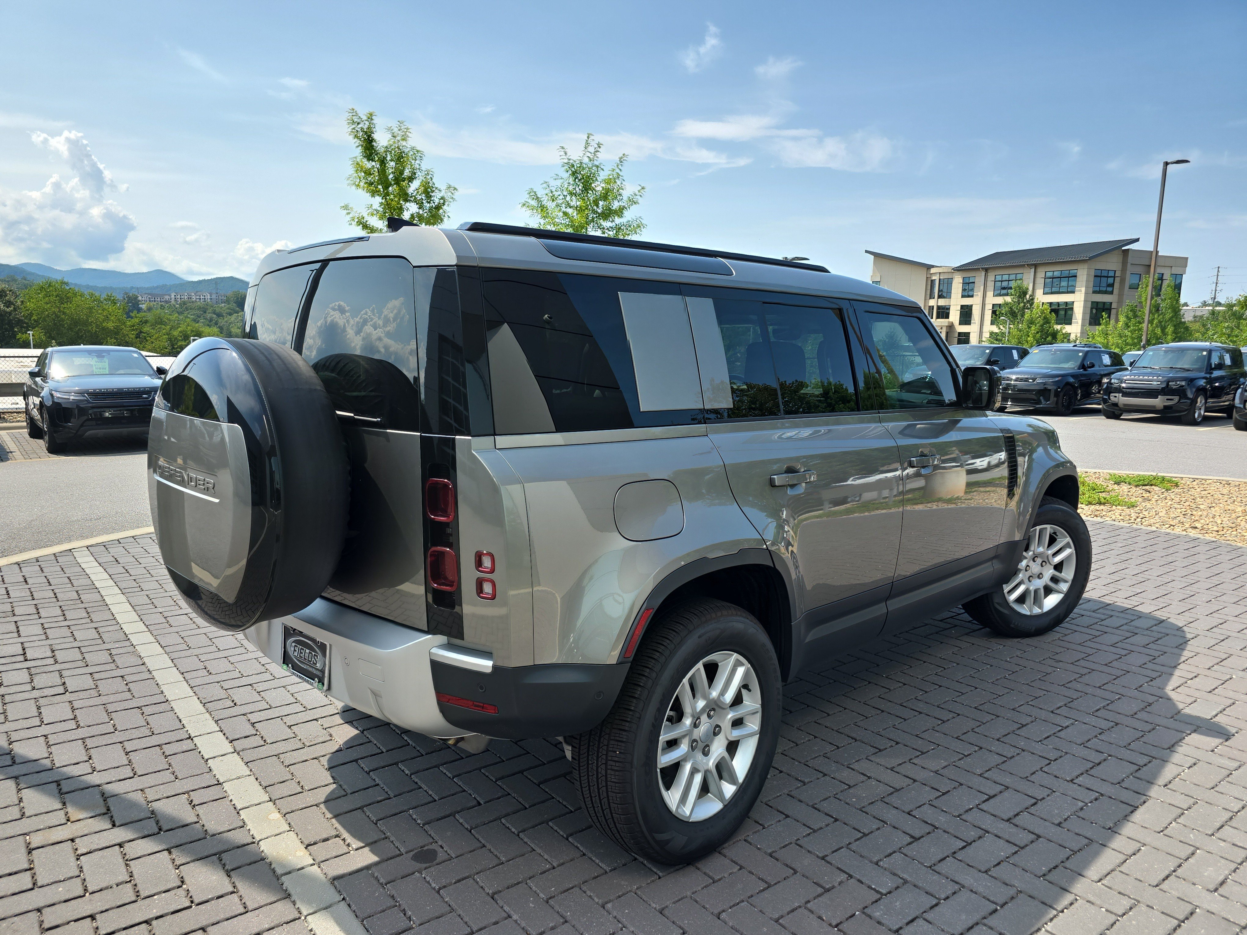 Certified 2025 Land Rover Defender 110 S AWD/4WD image 5
