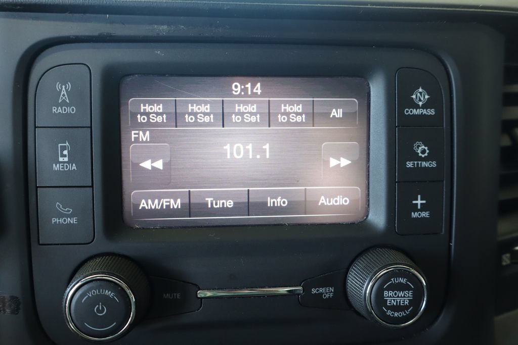 Used 2022 RAM 3500 Tradesman w/ Chrome Appearance Group RWD image 23
