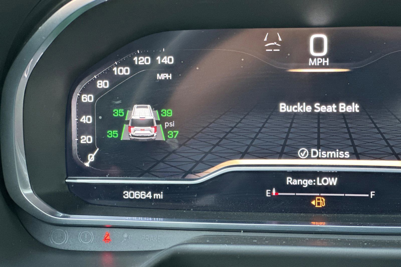 Used 2023 GMC Yukon SLT w/ SLT Luxury Package image 30