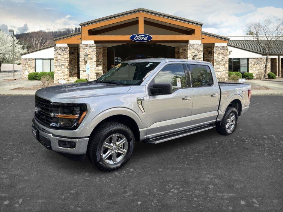 Used 2025 Ford F150 XLT w/ Equipment Group 301A Standard
