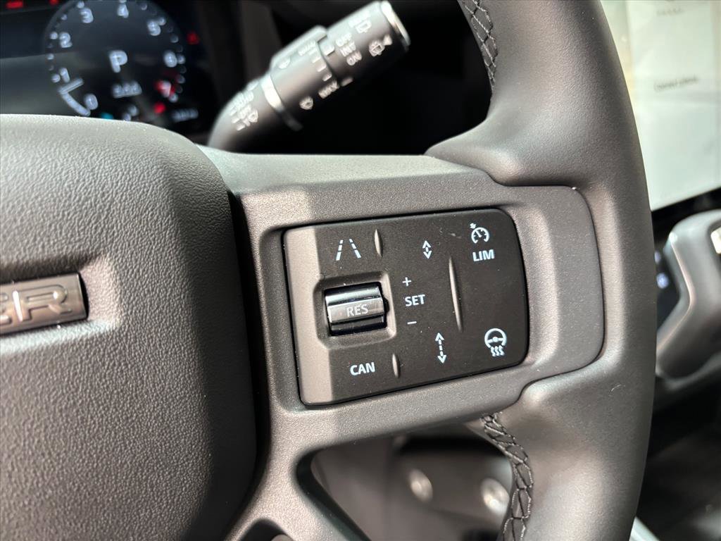 Used 2026 Land Rover Defender 110 S image 20