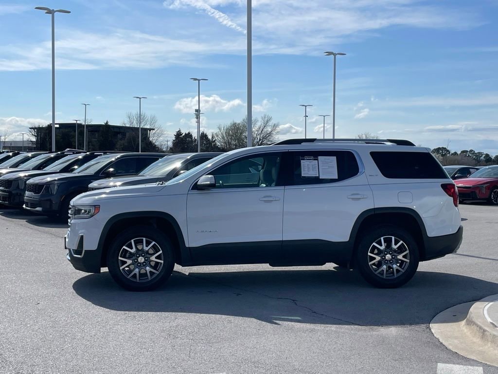 Used 2022 GMC Acadia SLT w/ Preferred Package image 4