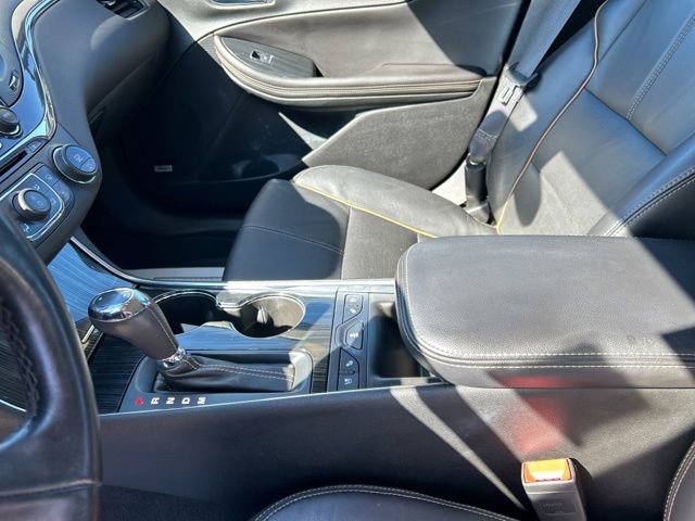 Used 2017 Chevrolet Impala Premier w/ Enhanced Convenience Package FWD image 29