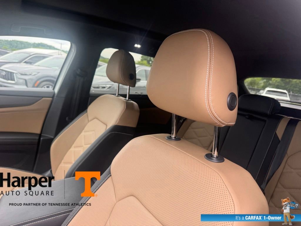 Used 2025 Volkswagen Atlas Cross Sport SE w/ Panoramic Sunroof Package AWD/4WD image 12
