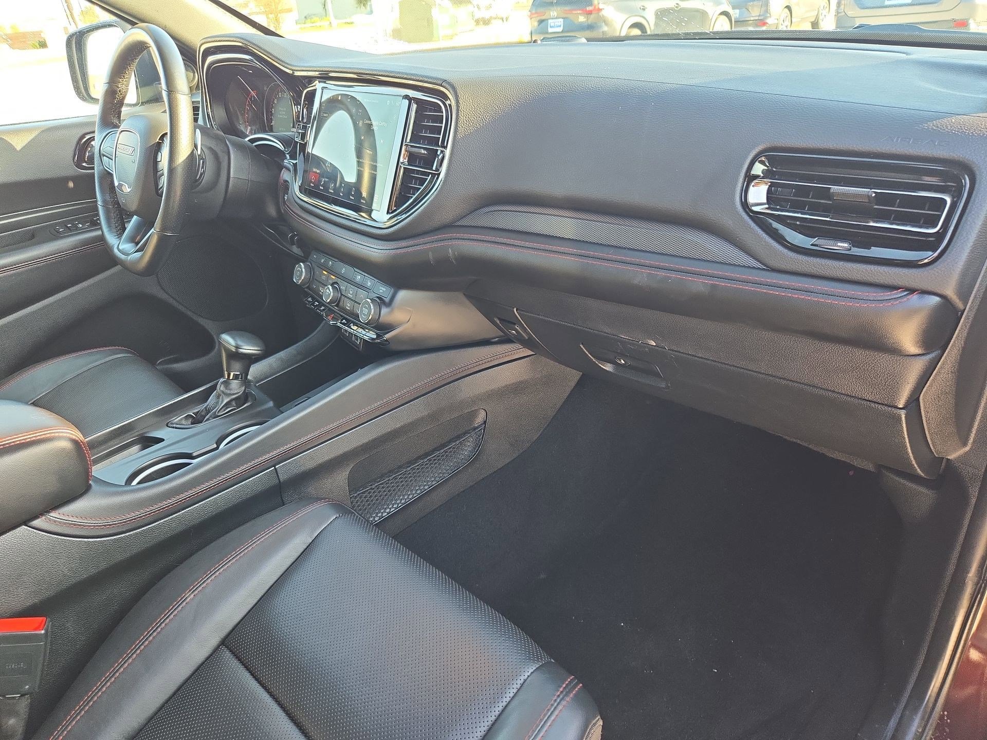 Used 2025 Dodge Durango GT image 33