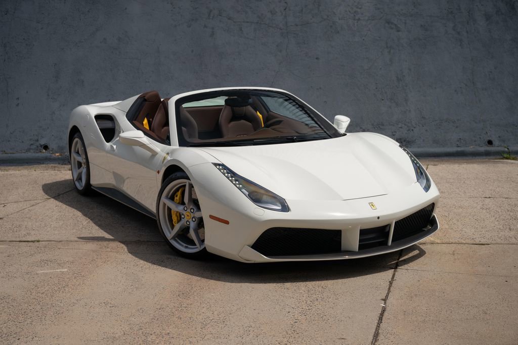 Used 2018 Ferrari 488 Spider RWD image 1