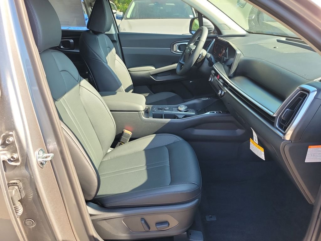 New 2026 Kia Sorento EX w/ EX Premium Package AWD/4WD image 7