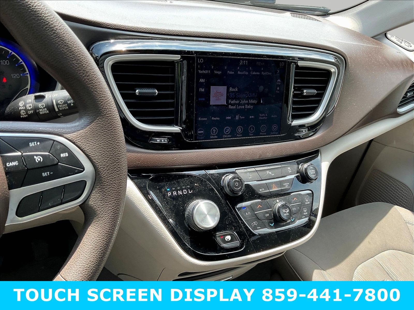 Used 2019 Chrysler Pacifica Touring Plus FWD image 9