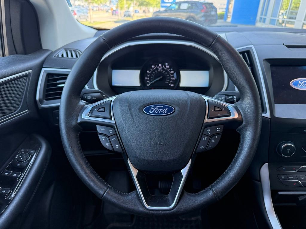 Used 2019 Ford Edge SEL w/ Equipment Group 201A FWD image 14