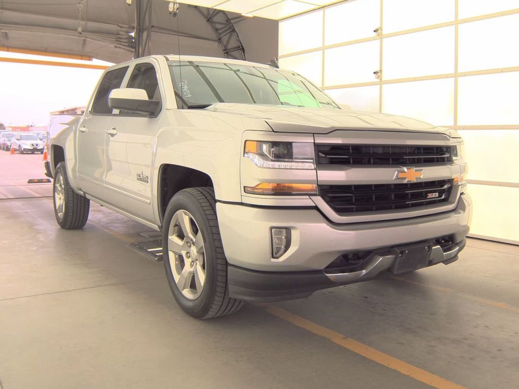 Used 2018 Chevrolet Silverado 1500 LT w/ Texas Edition image 1
