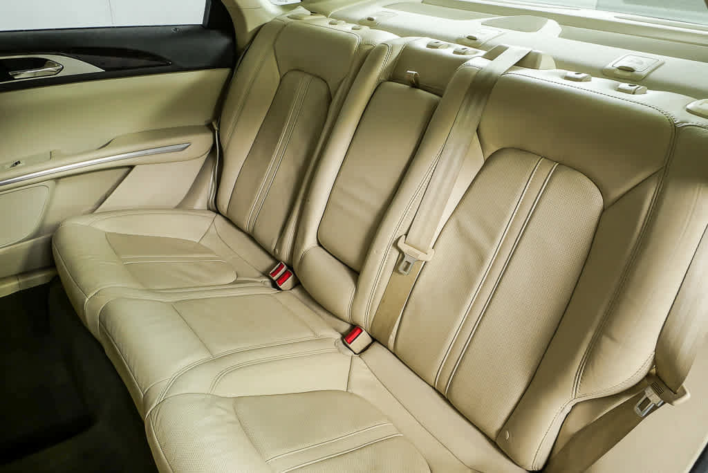 Used 2013 Lincoln MKZ FWD image 23
